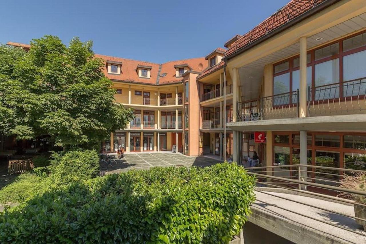 Apartment Center Μπλεντ Εξωτερικό φωτογραφία